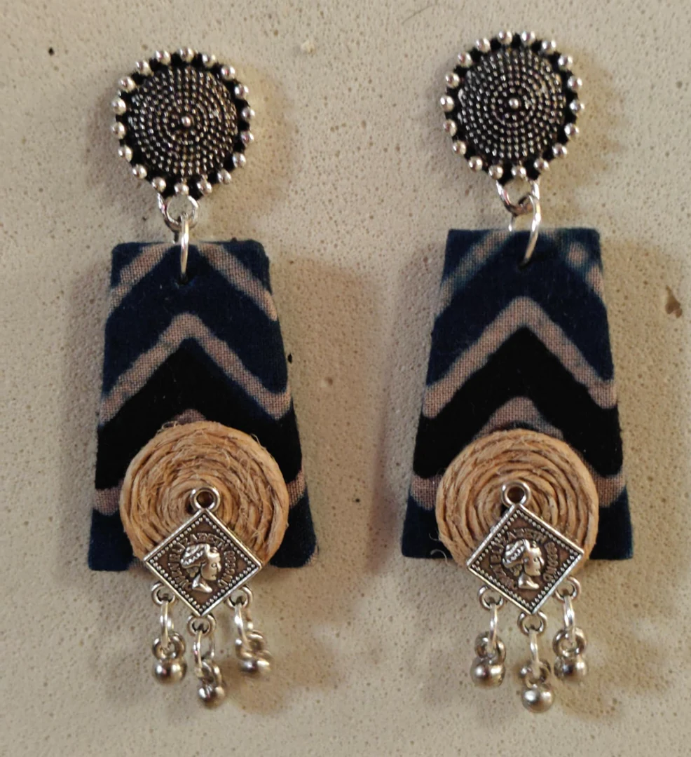 SC_FE_2620016_zigZag_BlueBlack